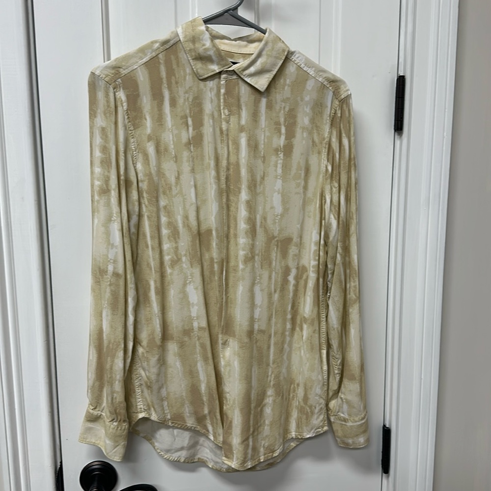 Silky Perry Ellis Dress Shirt Cream Print S